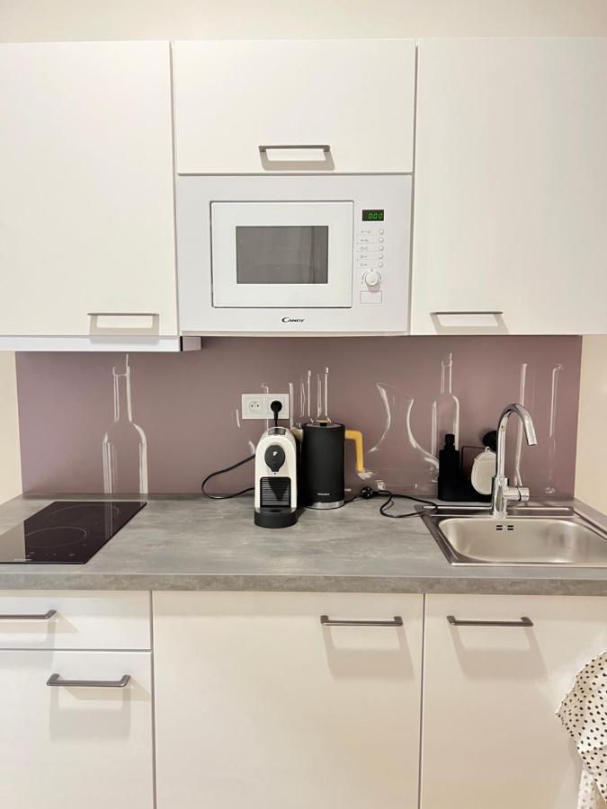 New Apartments Chain Florenc 프라하 외부 사진