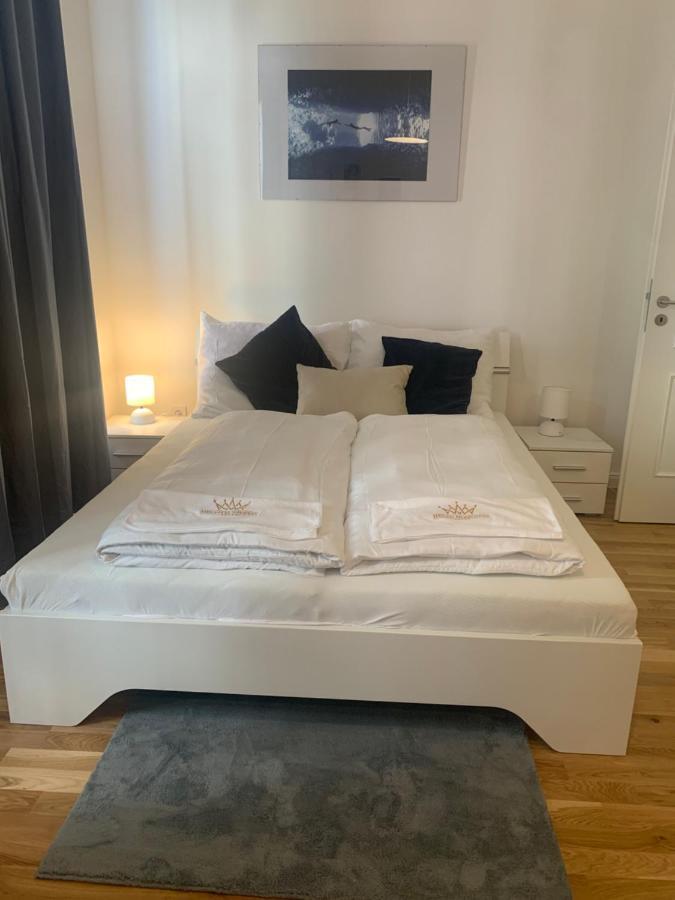 New Apartments Chain Florenc 프라하 외부 사진