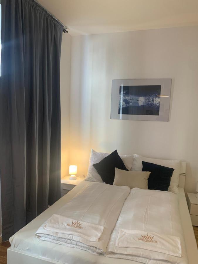 New Apartments Chain Florenc 프라하 외부 사진